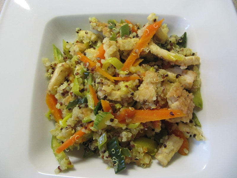 Tofu strapazzato e quinoa