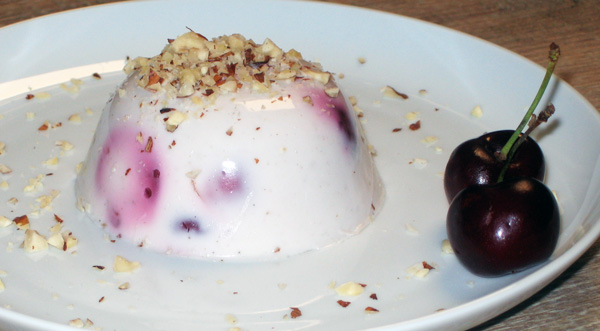 budino-ciliegie-latte-mandorle.