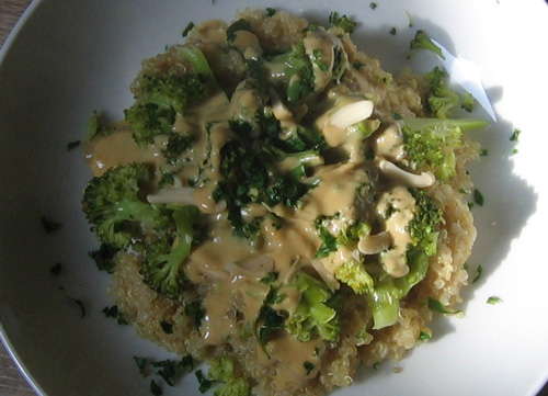 quinoa-broccoli